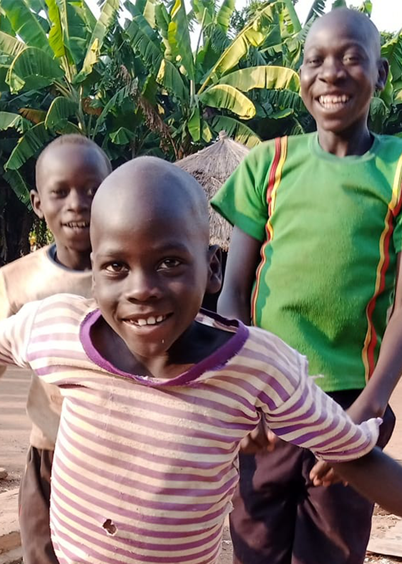 children from uganda Bambino Uganda